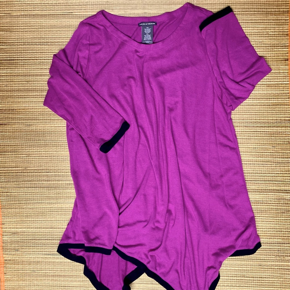 CHELSEA & THEODORE Top Size 2XLarge